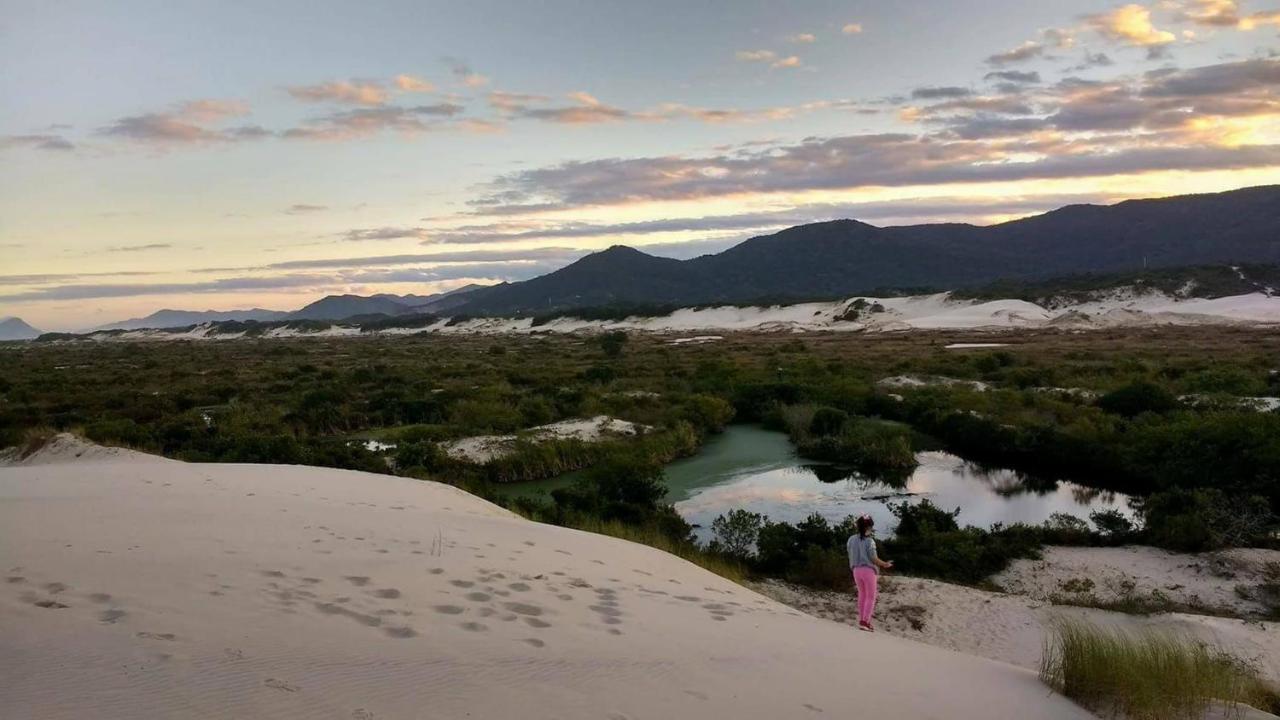 Joaquina 433 - Pousada Floripa フロリアノポリス エクステリア 写真